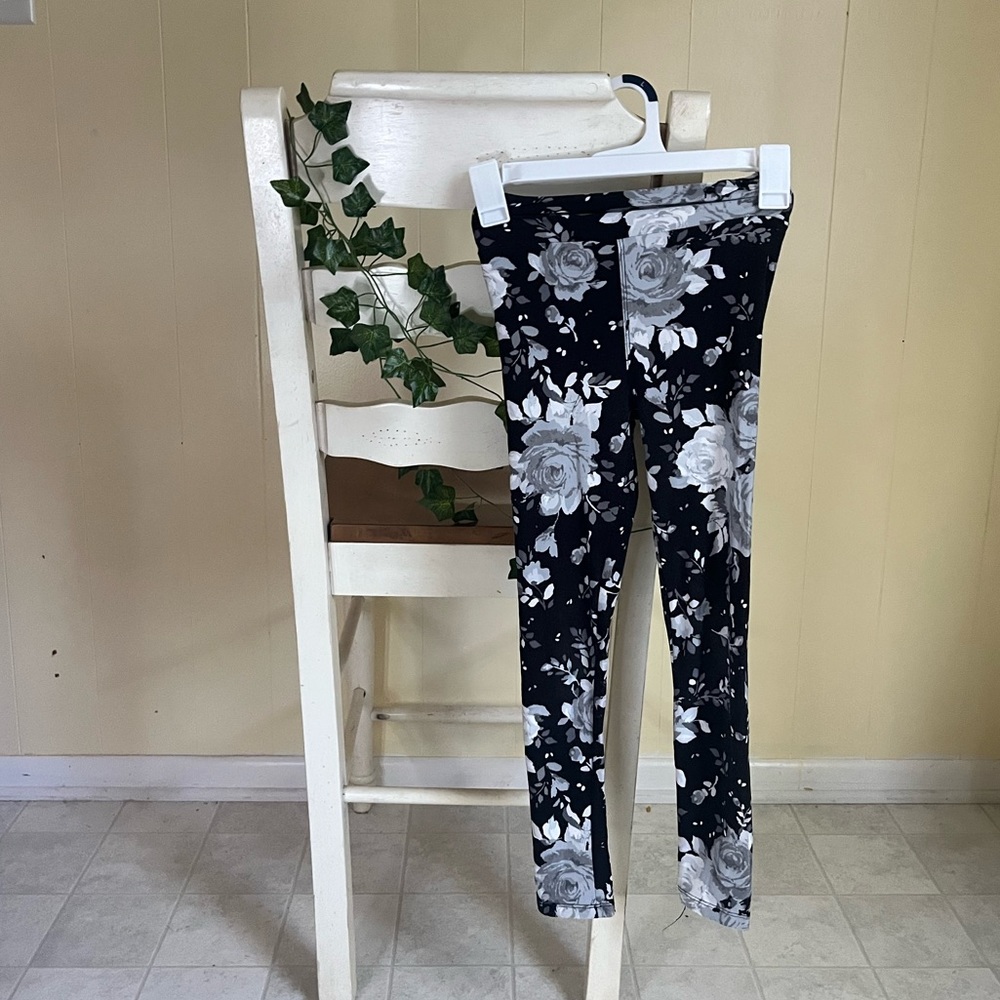 Black + White Floral LulaRoe Leggings